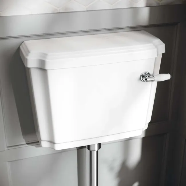 Hudson Traditional Close Coupled Toilet With Low-level Cistern & Pedestal Basin Set - Single Tap Hole