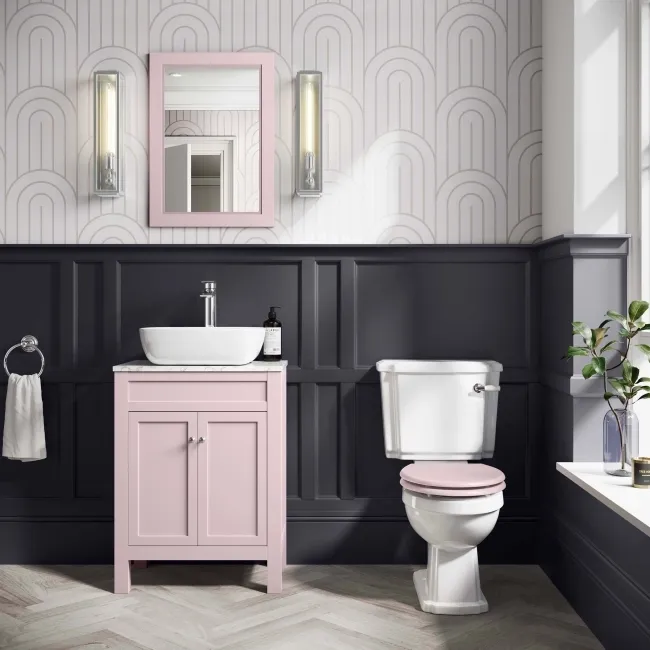 Hudson Traditional Close Coupled Toilet With Cashmere Pink Wooden Seat
