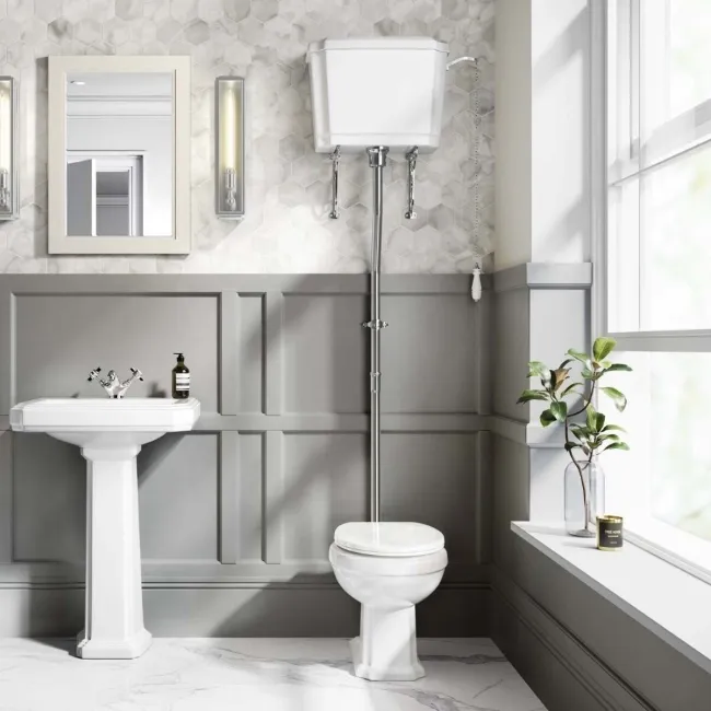 Hudson Traditional Close Coupled Toilet With High-level Cistern & Pedestal Basin Set - Single Tap Hole